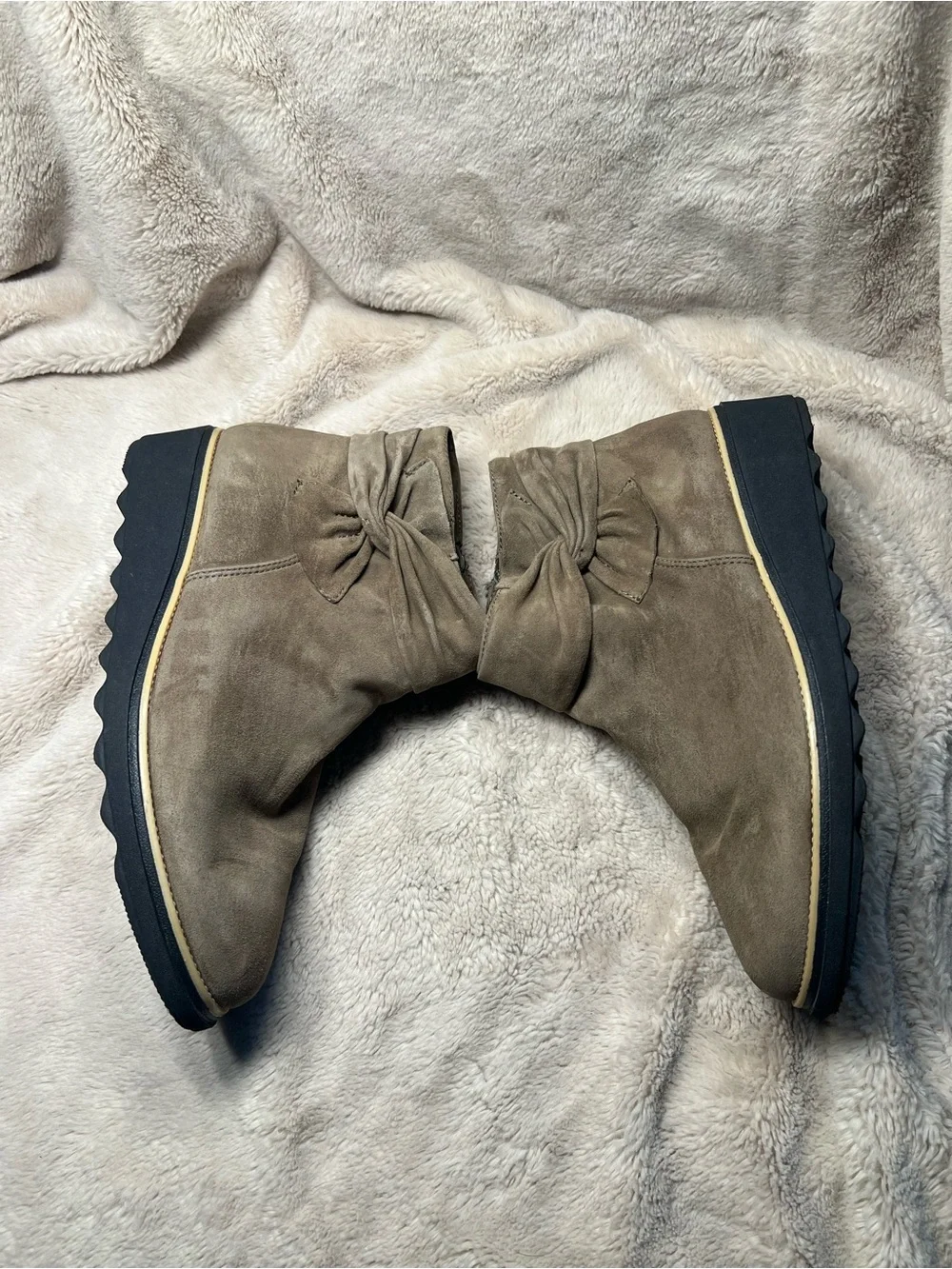 Clarks Collection Sharon Salon ankle boots Size 12